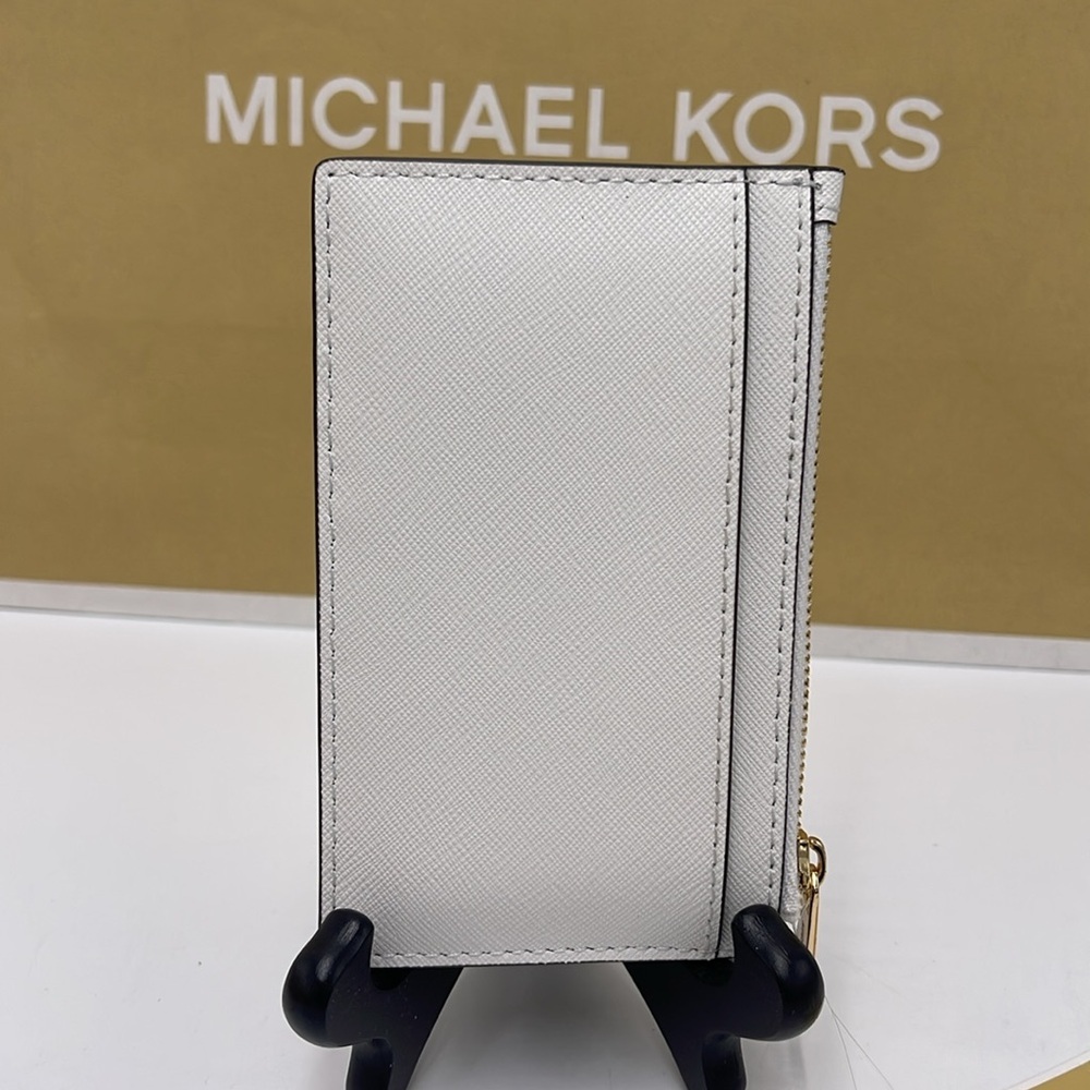 Michael Kors Jet Set Travel Medium Leather Zip Around Card Case
Optic White 
NWT - Picture 7 of 16